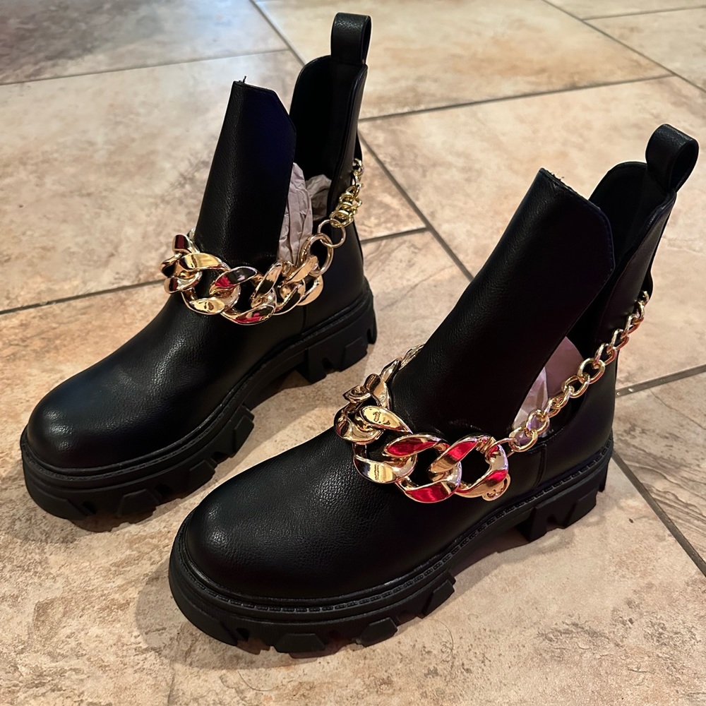 Chelsea boots sz 7